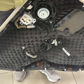 Шумоизоляция Range Rover