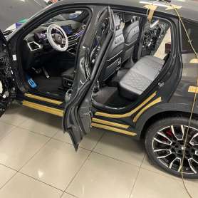 Процесс шумоизоляции BMW X6