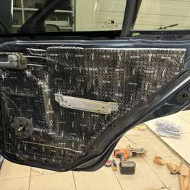 Шумоизоляция салона Nissan Almera