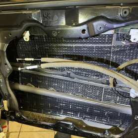 Установка автозвука в Nissan Tiida