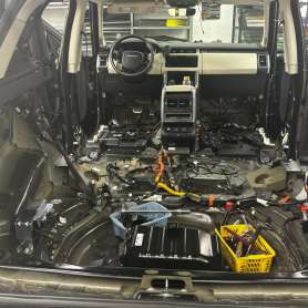 Шумоизоляция Range Rover