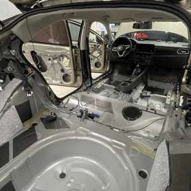 Шумоизоляция салона Volkswagen Polo 2024