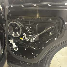 Шумоизоляция Range Rover