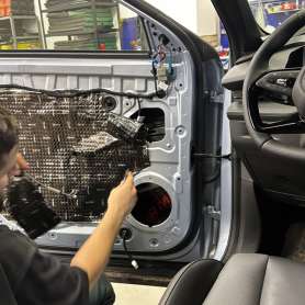 Шумоизоляция дверей в Geely CityRay