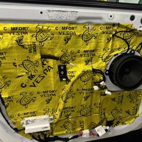 Акустическая шумоизоляция дверей в GAC GS8