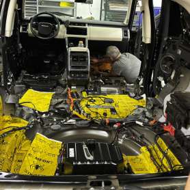 Шумоизоляция Range Rover