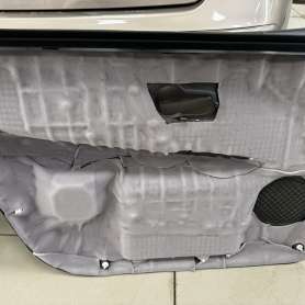 Установка автозвука в Nissan Tiida