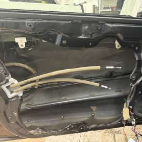 Установка автозвука в Nissan Tiida