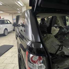 Установка сабвуфера в нишу багажника Range Rover