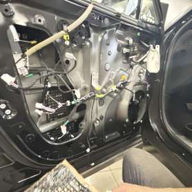 Шумоизоляция дверей Lexus NX